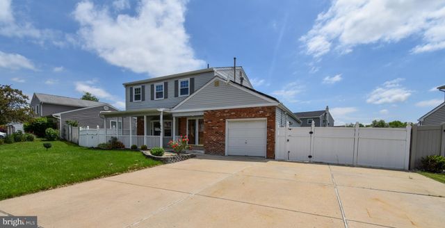 $485,000 | 548 Cassingham Road | Drexelwood