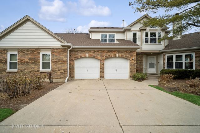 $445,000 | 2360 Magnolia Court East | Buffalo Grove