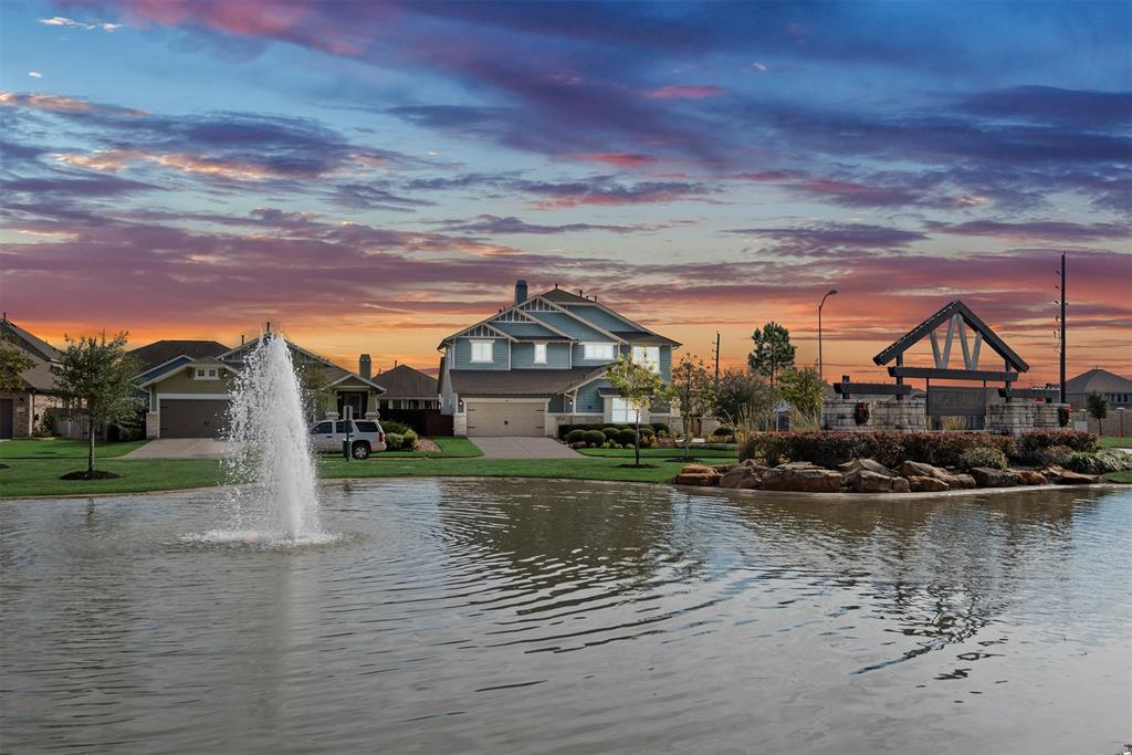 Look at your waterfront view from every room on the front of the home.