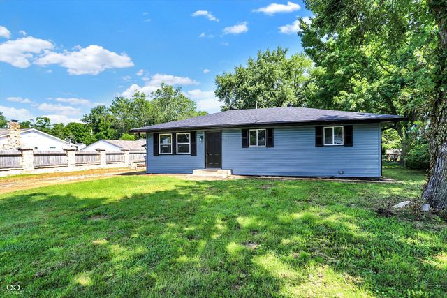 $234,900 | 4522 Runyon Lake Drive | White River Township - Johnson County