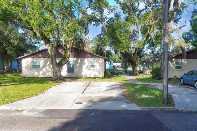 $519,999 | 808 12th Street East | Old Manatee Village