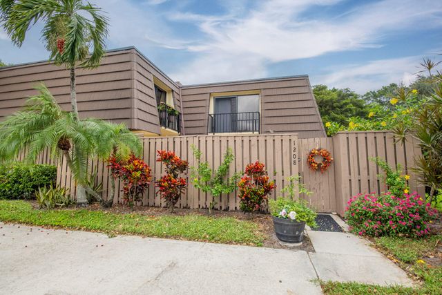 $2,600 | 1208 12th Court | Palm Beach Gardens