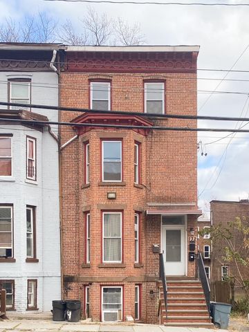 $399,000 | 132 Chambers Street | East End Historic District