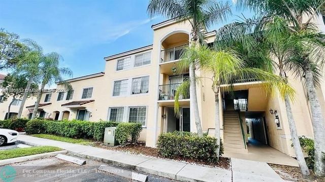 $220,000 | 1749 Village Boulevard, Unit 304 | The Villages of Palm Beach Lakes