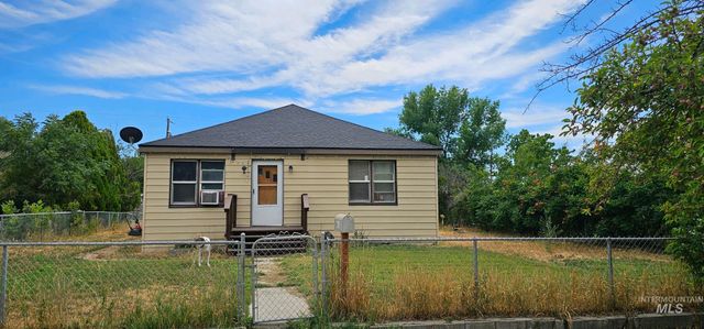 $300,000 | 401 West Ave G | Jerome