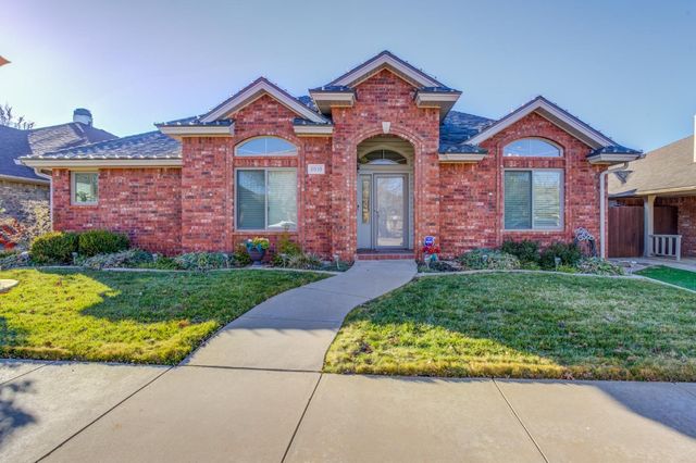 $369,000 | 6910 Freeport Avenue | Southwest Lubbock