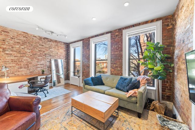 $5,500 | 128 Carroll Street, Unit 2 | Carroll Gardens