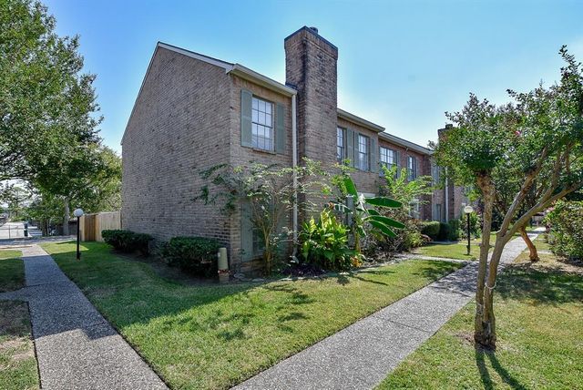 $190,000 | 69 East Park W Drive, Unit 69 | Alief