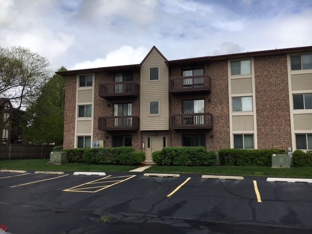 $1,650 | 1495 Georgia Court, Unit 303 | Naperville