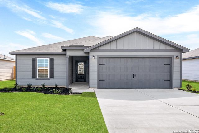 $284,900 | 16020 Imes Way | Lytle