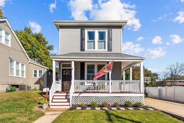 $369,900 | 7125 Bruno Avenue | Maplewood