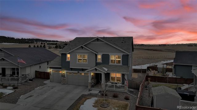 $749,000 | 1210 Horsetail Loop | Elizabeth