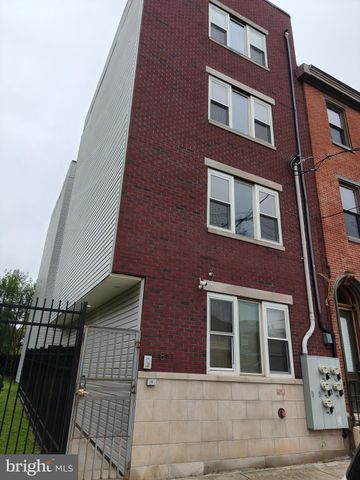 $1,800 | 811 North Franklin Street, Unit 1 | East Poplar