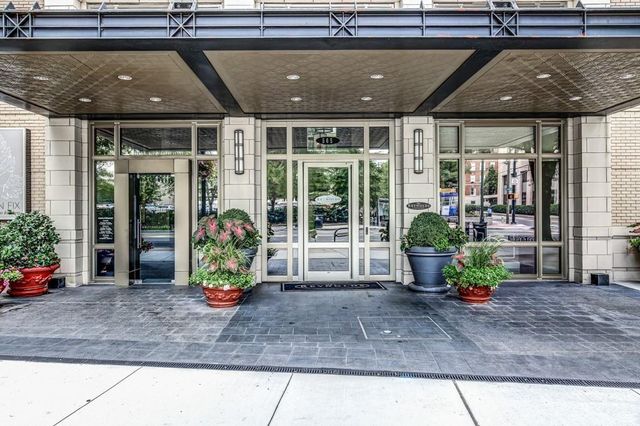 $2,650 | 565 Peachtree Street Northeast, Unit 1710 | SoNo