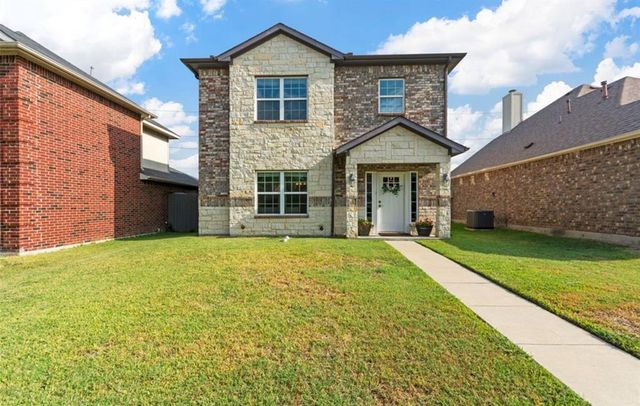 $2,300 | 1519 Forest Creek Circle | Samuell Parks Farms South