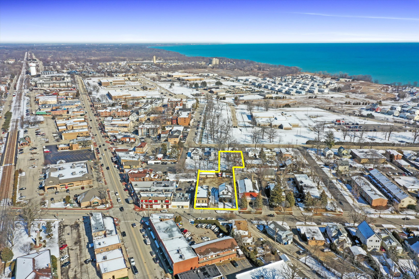 an aerial view of multiple house