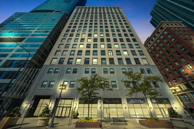 $365,000 | 910 South Michigan Avenue, Unit 519 | South Loop