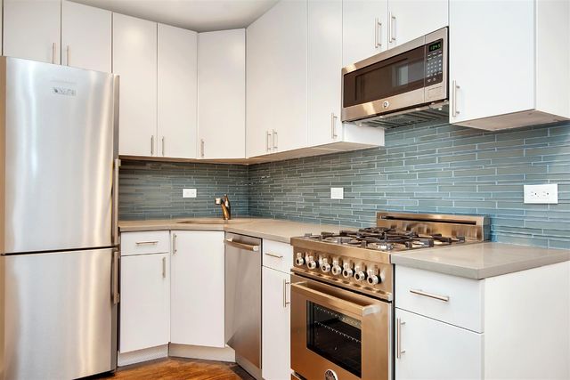 $4,705 | 150 Ludlow Street, Unit 4H | Lower East Side