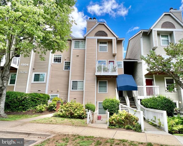 $499,900 | 5804 Inman Park Circle, Unit 330 | The Gables on Tuckerman Condominiums