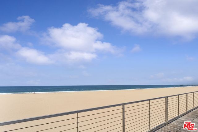 $15,500,000 | 5107 Ocean Front Walk | Marina del Rey