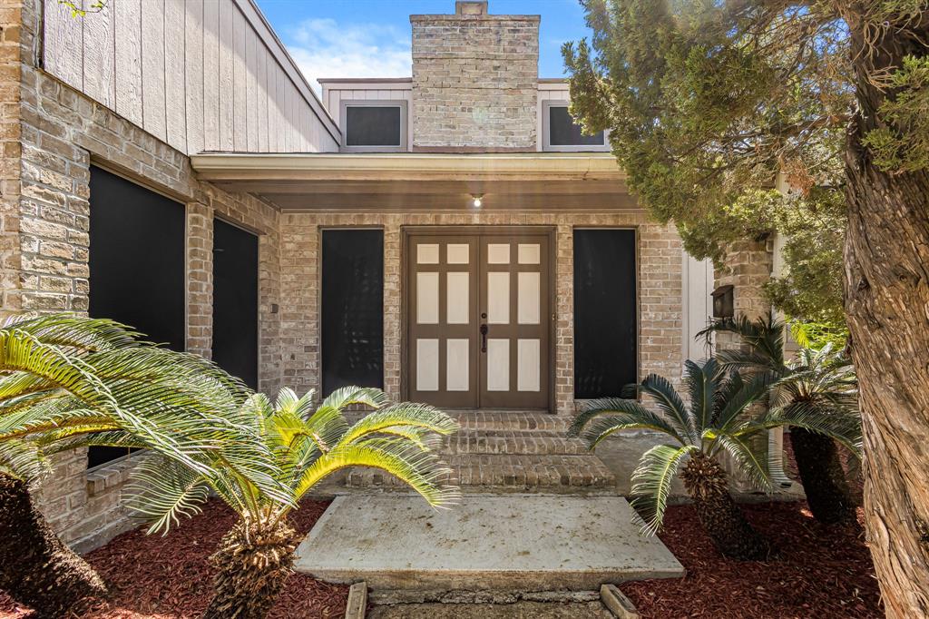 Front Entry Double Doors. WELCOME HOME!