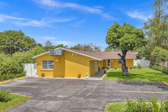 $1,200,000 | 4091 Southwest 51st Street | Broward Gardens