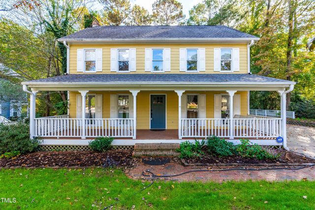 $524,900 | 112 Whitby Court | East Cary