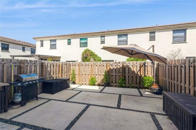 $399,999 | 12957 Southwest 234th Street | Redlands