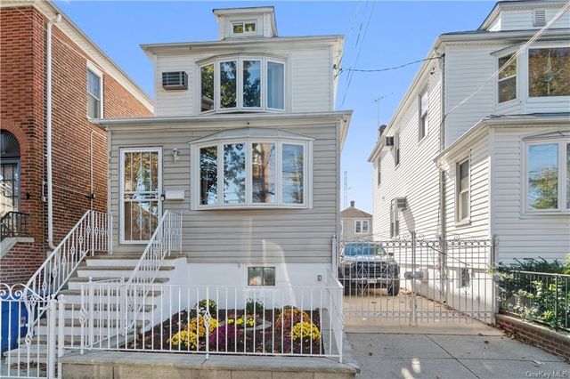 $775,000 | 1847 Haight Avenue | Morris Park