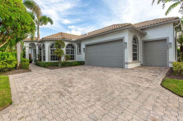 $1,625,000 | 2443 Players Court | Palm Beach Polo and Country Club