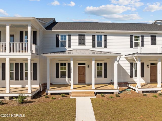 $439,000 | 3904 Reunion Pointe Lane | New Bern