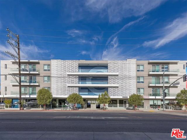 $4,419 | 710 North El Centro Avenue, Unit 126 | Hollywood