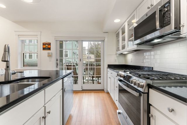 $1,099,000 | 7 Paul Gore Street, Unit 5 | Jamaica Plain