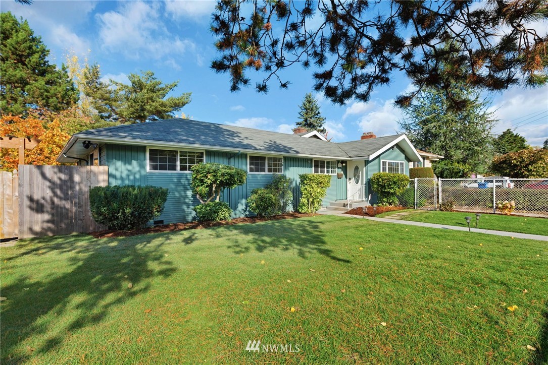 a view of a house with a garden