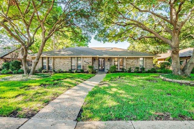 $480,000 | 3104 Canterbury Drive | Plano