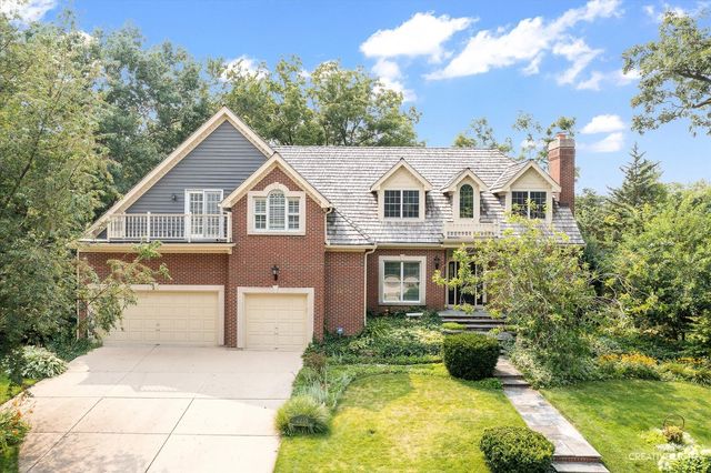 $989,000 | 2235 River Woods Drive | Naperville