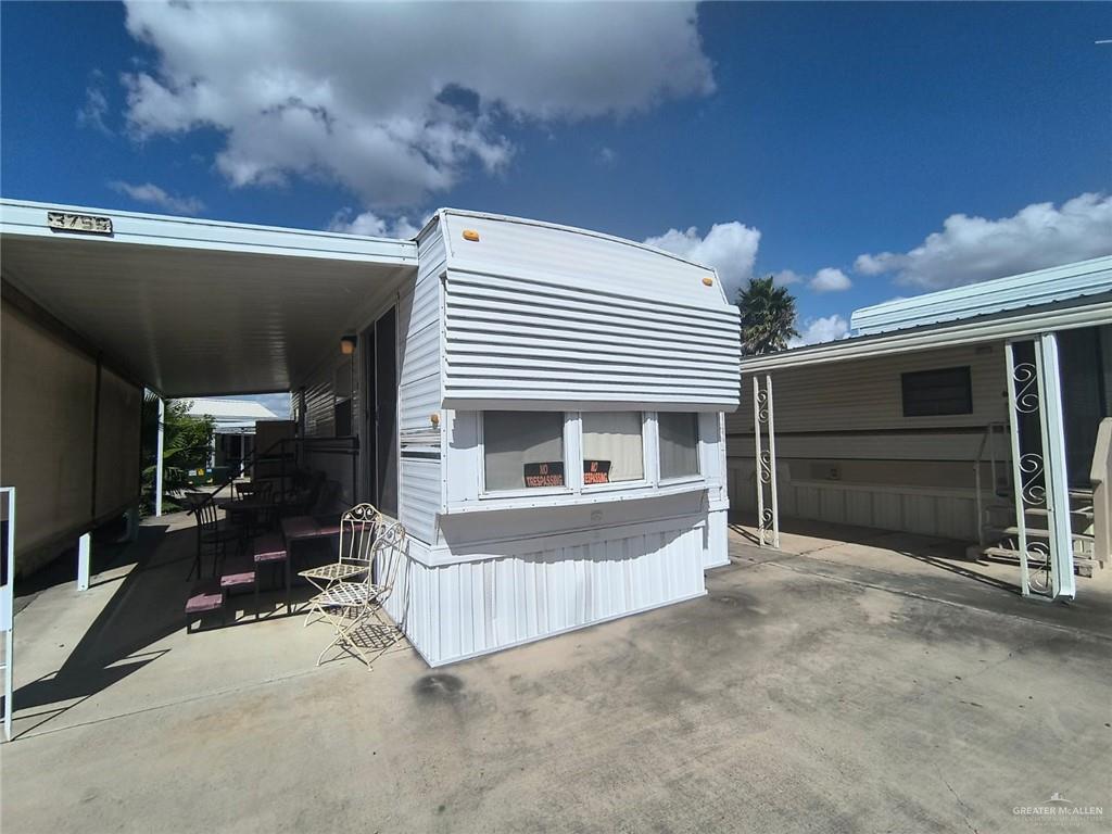 a view of house and outdoor space