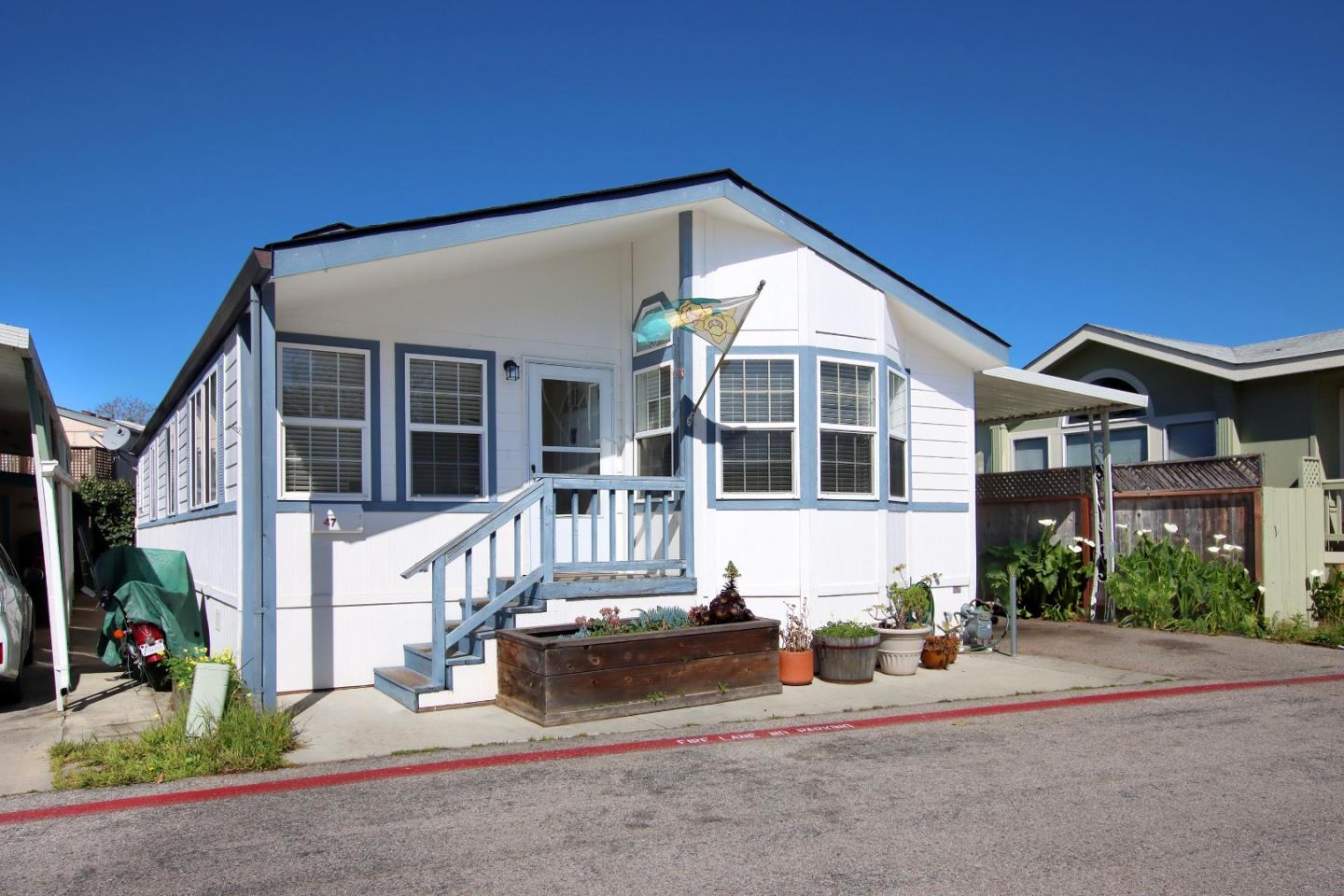 1190 7th Avenue Unit 47 Santa Cruz CA 95062 Compass