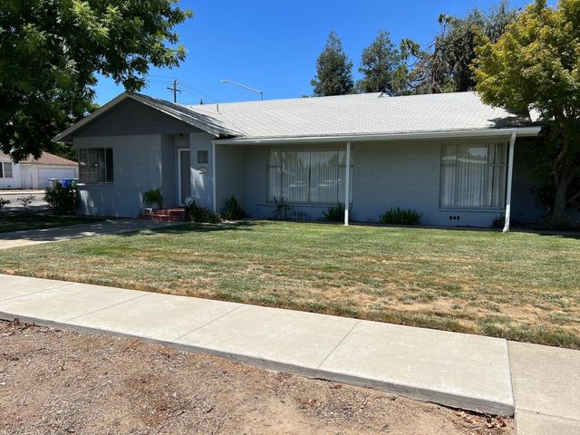 $1,700 | 116 East Myrtle Avenue, Unit A | Reedley