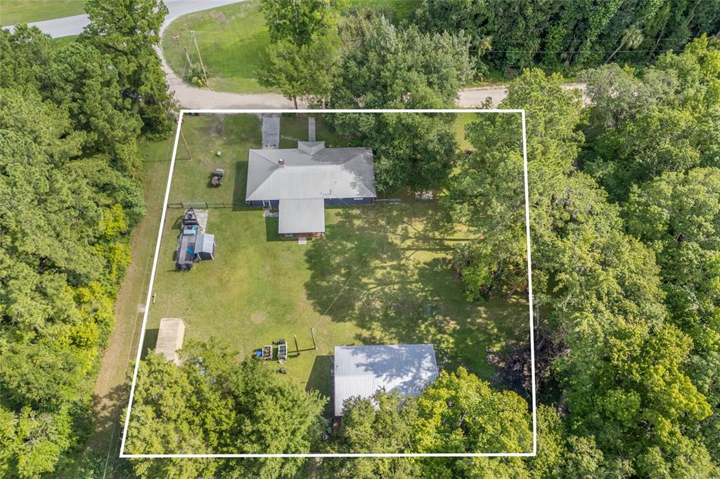 view of outdoor space and yard