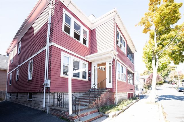 $2,600 | 30-32 Wolcott Street, Unit 1 | Waitts Mount