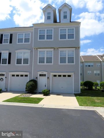 $1,900 | 35770 South Gloucester Circle, Unit B88 | Long Neck