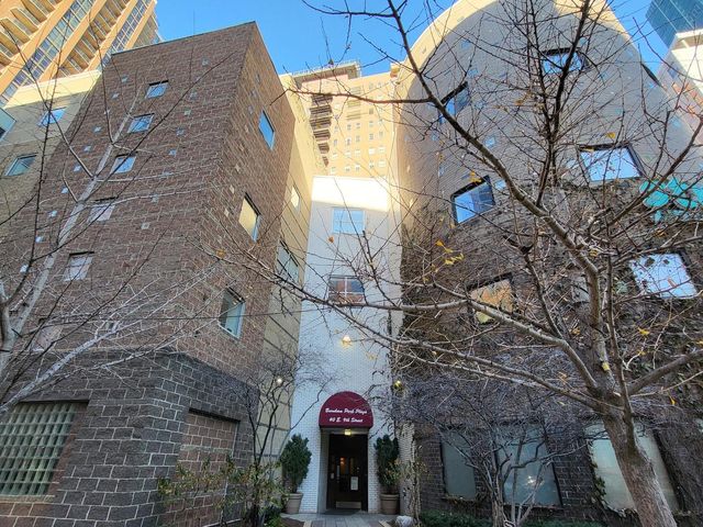 $2,800 | 40 East 9th Street, Unit 701 | South Loop