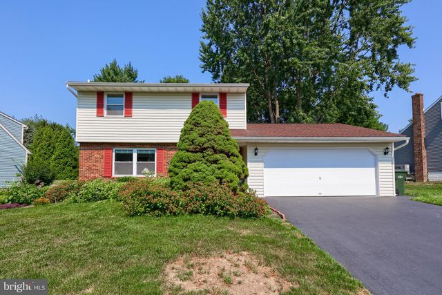 $349,900 | 3183 Greenridge Drive | West Hempfield Township - Lancaster County