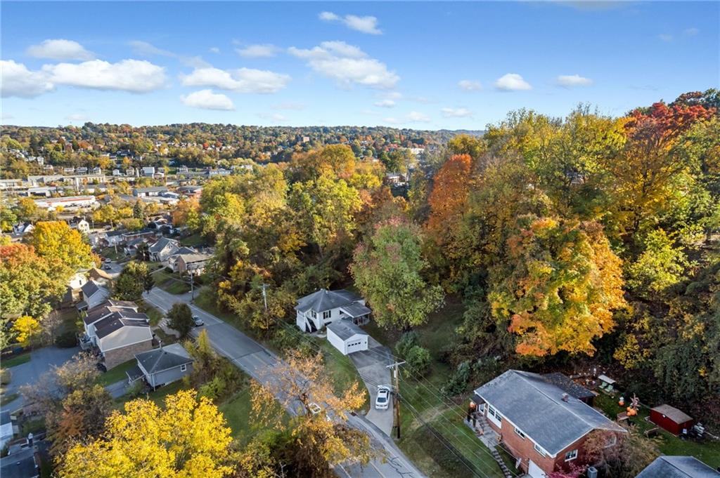 an aerial view of multiple house