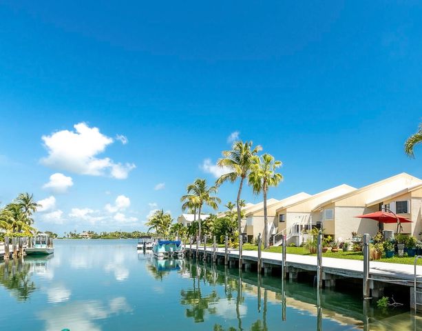 $757,000 | 24 Jade Drive, Unit 4 | Big Coppitt Key