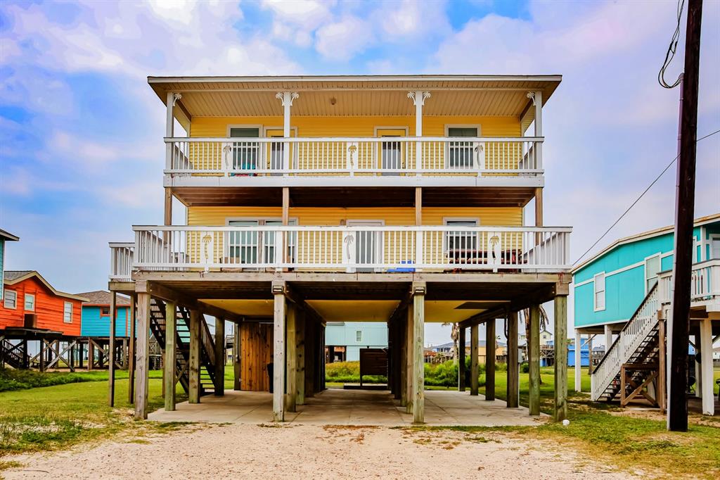 a view of a building with a outdoor space