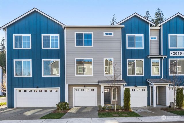 $3,850 | 2010 101st Avenue Southeast, Unit 2 | Lake Stevens