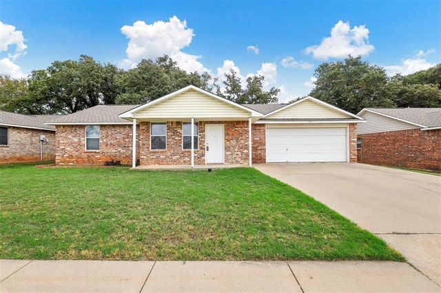 $1,645 | 212 Bobbie Ann Court | Granbury