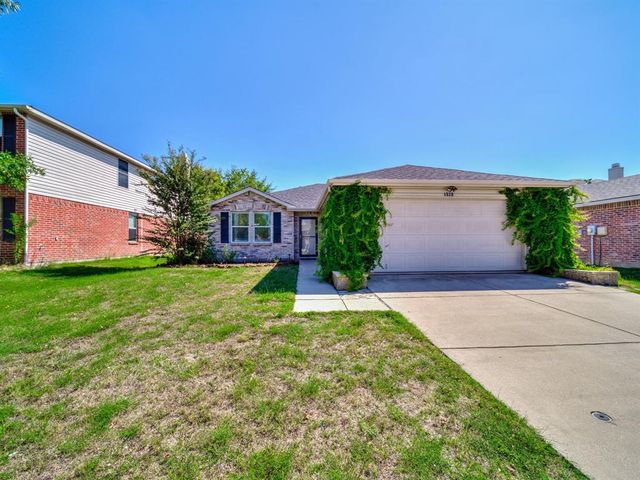 $275,000 | 1928 Riverchase Lane | Far North Fort Worth